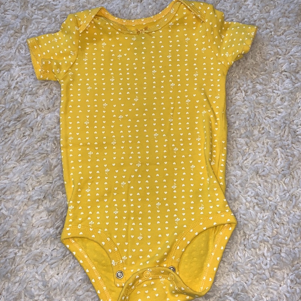 5 onesies - Picture 2 of 7